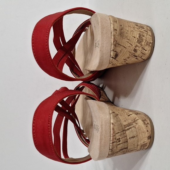 Life Stride (NEW) Red Mallory Stretch Strappy Wedge Comfort Sandals Size 9 - Picture 7 of 11